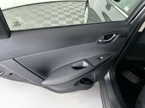 Used 2019 Nissan Sentra S image 25