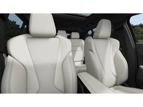 New 2026 BMW X2 xDrive28i w/ Technology Package image 11