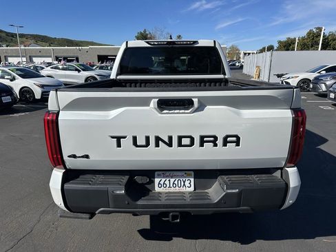 Used 2024 Toyota Tundra Limited image 3