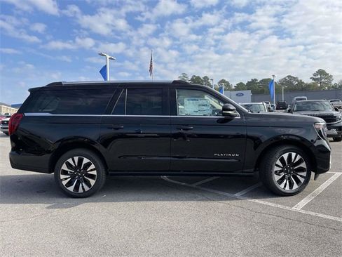 New 2025 Ford Expedition Max Platinum w/ Driver's Package image 2
