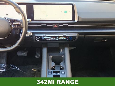 Certified 2025 Hyundai Ioniq 6 SE RWD image 20