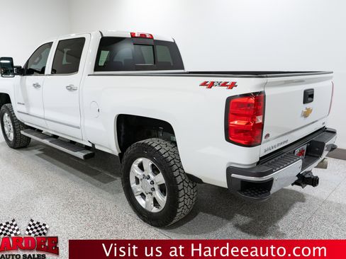 Used 2018 Chevrolet Silverado 2500 LTZ w/ Duramax Plus Package image 3