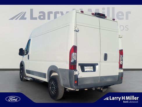 Used 2018 RAM ProMaster 2500 image 3
