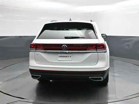 New 2026 Volkswagen Atlas SE image 8