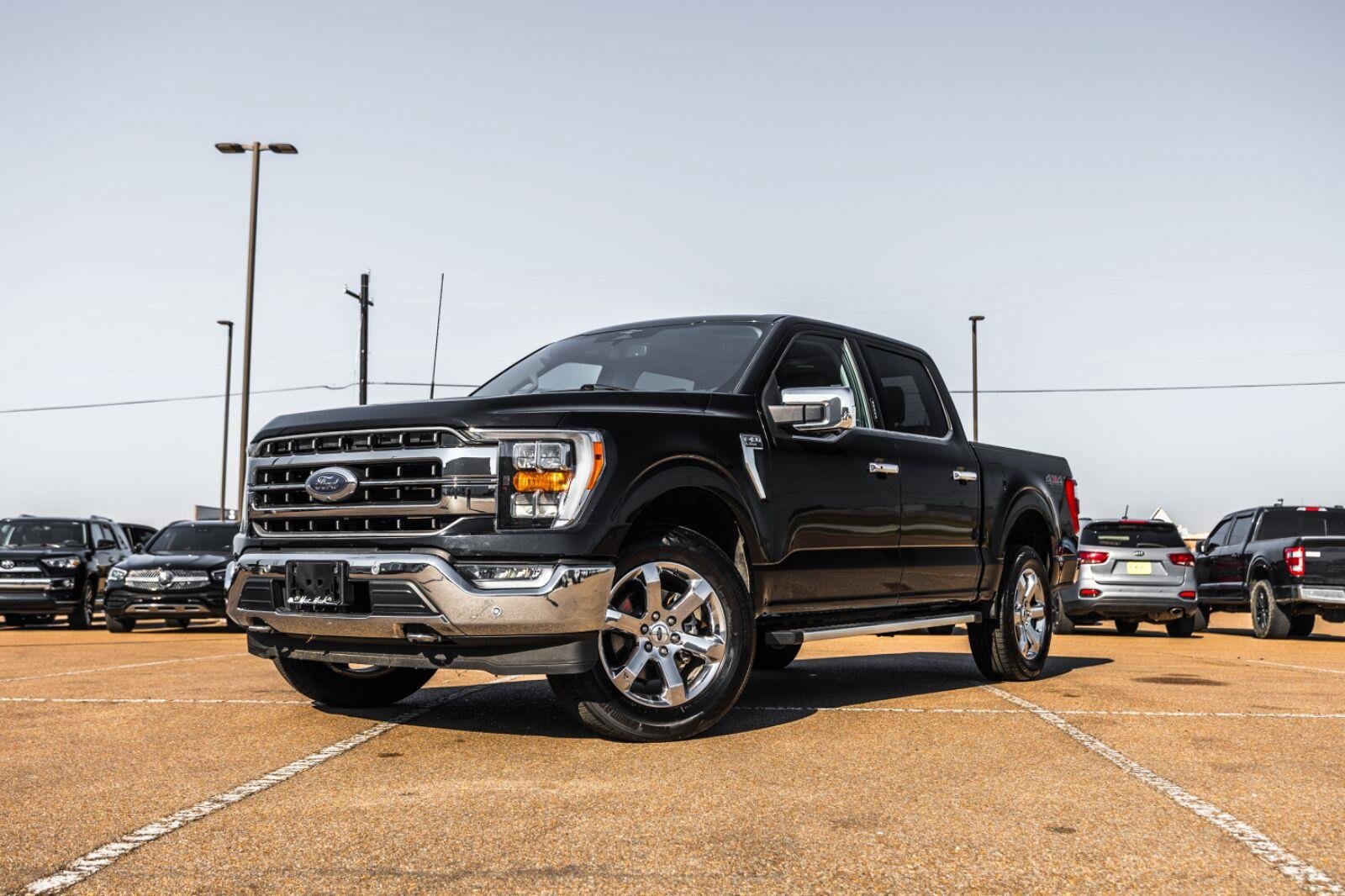 Used 2023 Ford F150 Lariat w/ Trailer Tow Package AWD/4WD image 5