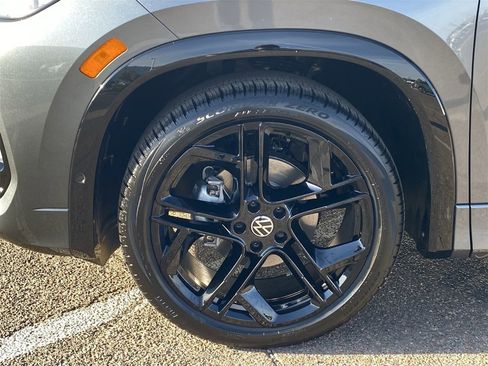 New 2026 Volkswagen Tiguan SE R-Line image 6