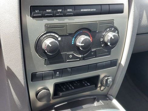 Used 2007 Jeep Grand Cherokee Laredo AWD/4WD image 16