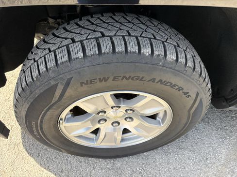 Used 2017 Chevrolet Silverado 1500 LT w/ All Star Edition image 17