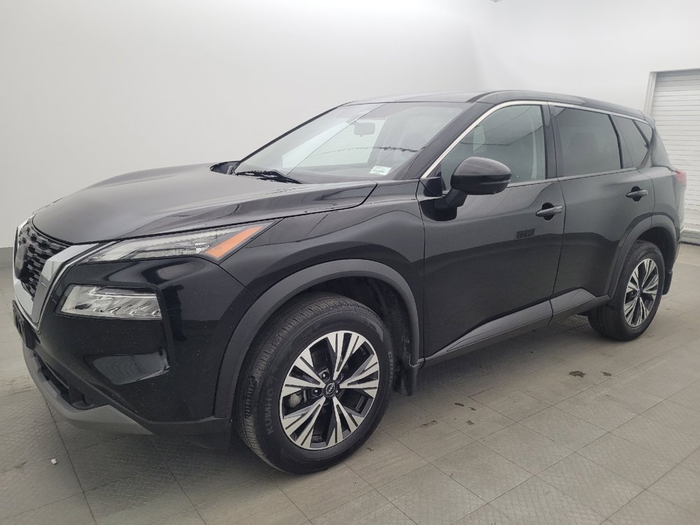 Used 2021 Nissan Rogue SV FWD image 2