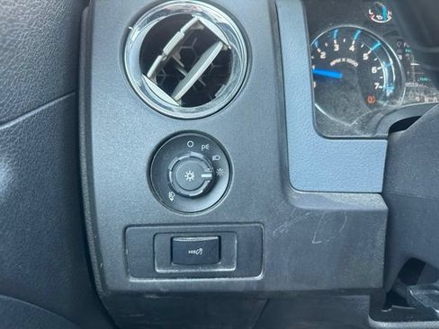 Used 2014 Ford F150 XLT w/ XLT Chrome Package RWD image 19
