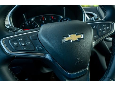 Used 2024 Chevrolet Equinox LT AWD/4WD image 29