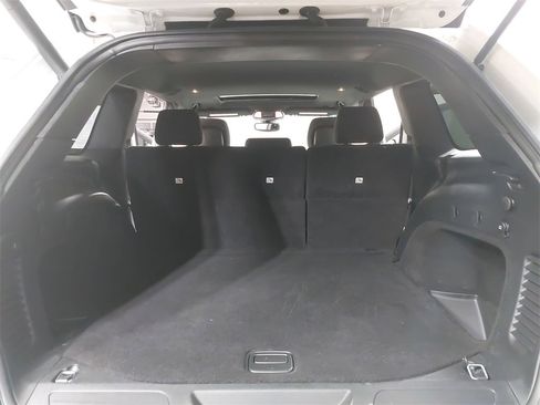 Used 2019 Jeep Grand Cherokee Laredo image 15