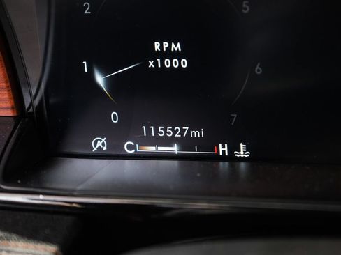 Used 2020 Lincoln Navigator Reserve w/ Luxury Package RWD image 17