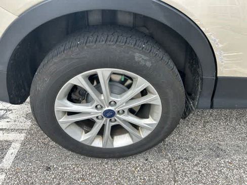 Used 2018 Ford Escape SE AWD/4WD image 7