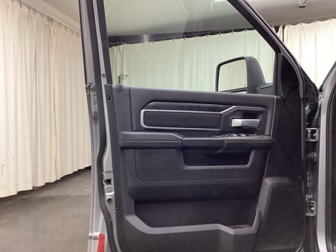 Used 2024 RAM 3500 Big Horn image 15