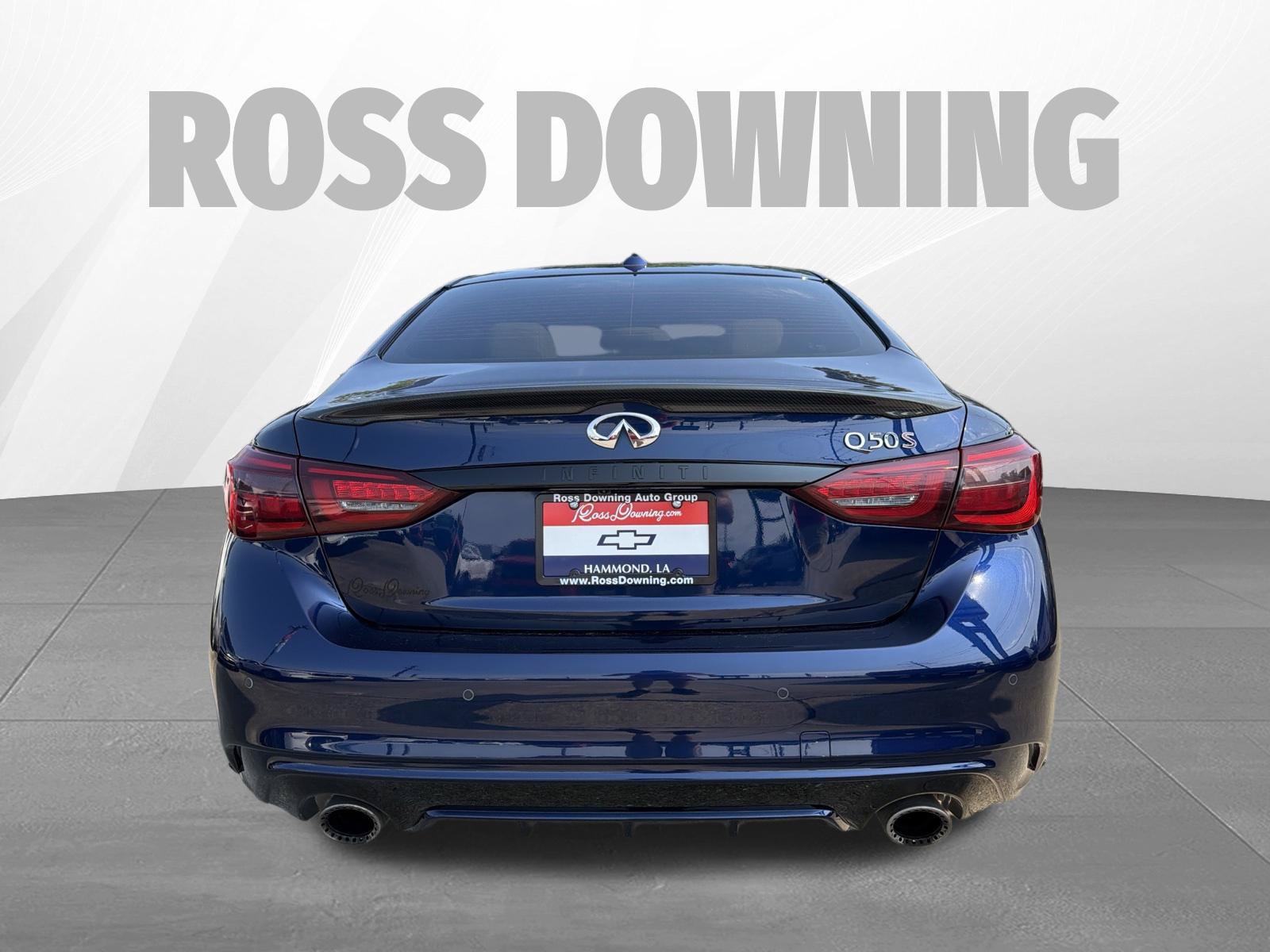 Used 2022 INFINITI Q50 Red Sport 400 w/ Carbon Fiber Package RWD image 5