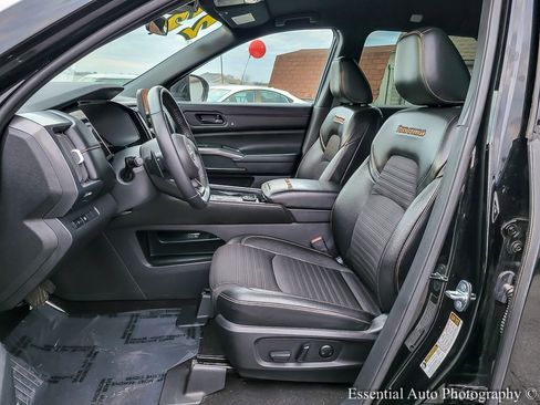 Used 2023 Nissan Pathfinder Rock Creek image 9