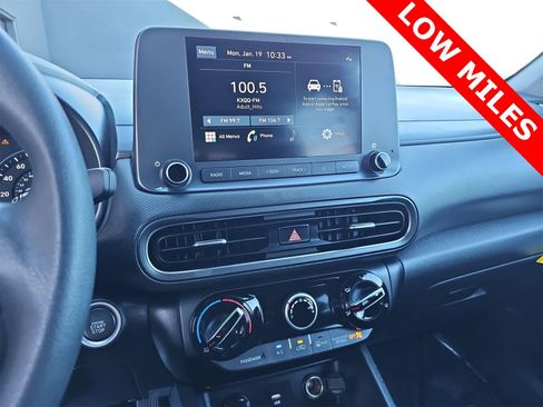 Used 2023 Hyundai Kona SEL image 20