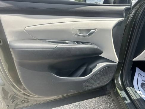 Used 2025 Hyundai Tucson SE FWD image 11