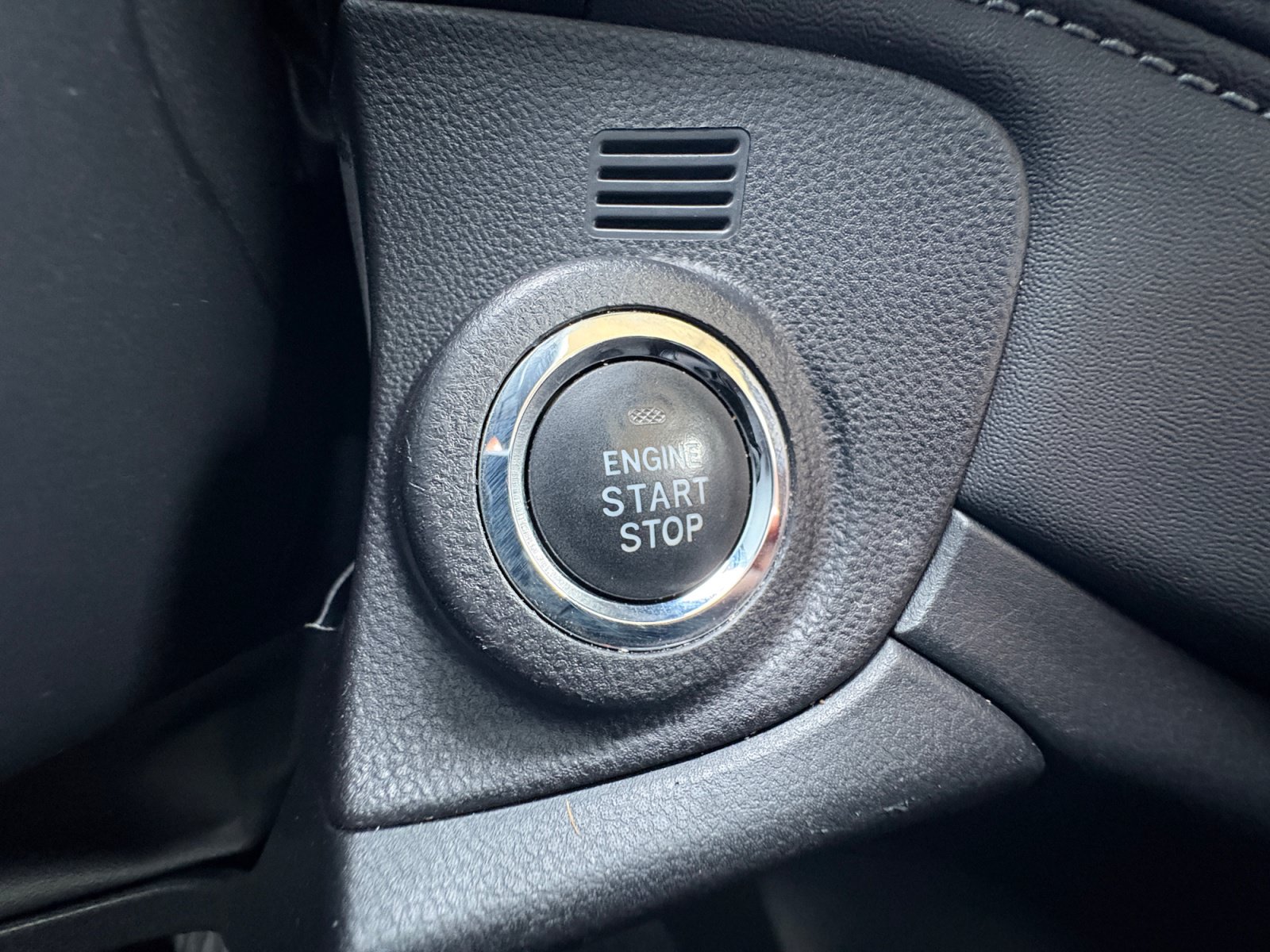 Certified 2024 Subaru Outback Limited AWD/4WD image 30