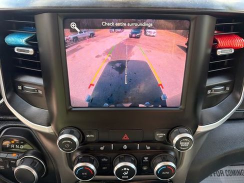 Used 2019 RAM 1500 Big Horn AWD/4WD image 17