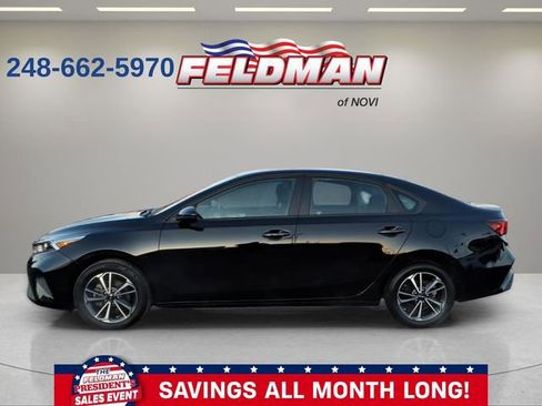 Used 2023 Kia Forte LXS image 2