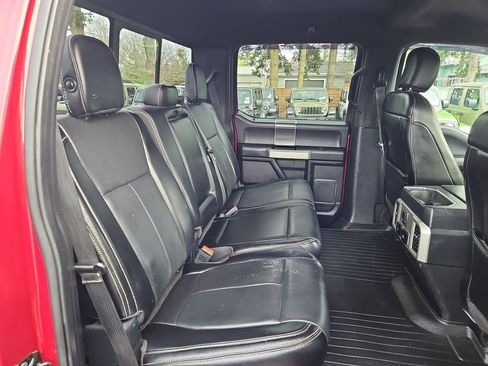 Used 2018 Ford F150 Lariat w/ Equipment Group 502A Luxury image 15