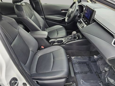 Used 2023 Toyota Corolla XLE image 25
