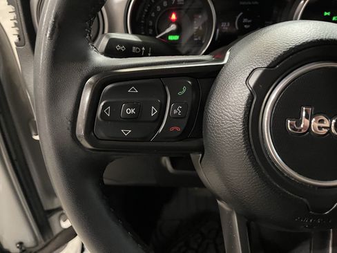 Used 2023 Jeep Wrangler Unlimited AWD/4WD image 22