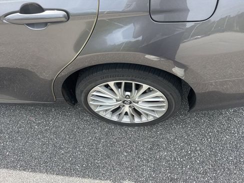 Used 2018 Toyota Camry XLE w/ Driver Assist Package image 7