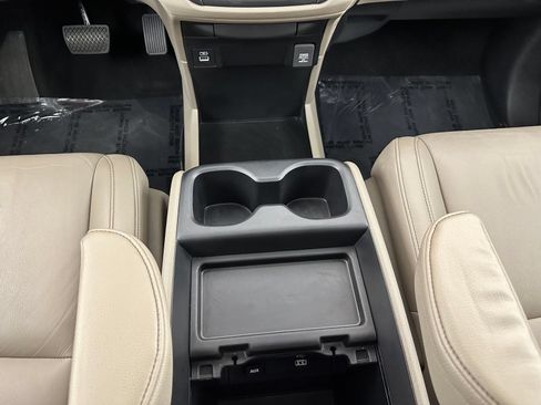 Used 2024 Honda Odyssey EX-L image 18