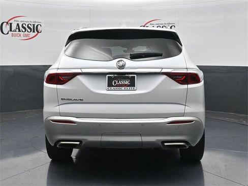 Used 2023 Buick Enclave Premium w/ Experience Buick Package image 8