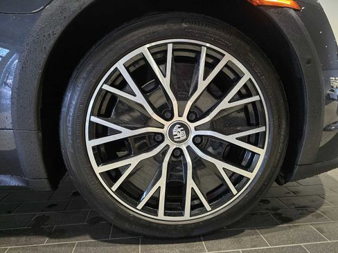 Used 2022 Porsche Taycan 4 Cross Turismo image 12