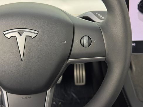 Used 2022 Tesla Model 3 Performance image 19