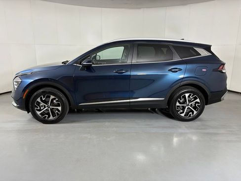 Used 2025 Kia Sportage EX AWD/4WD image 5