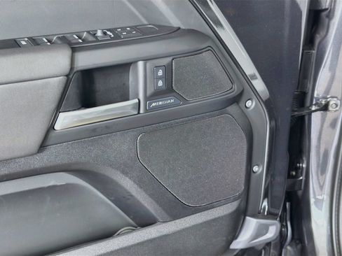 Used 2026 Land Rover Defender 110 S AWD/4WD image 22