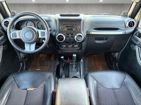Used 2014 Jeep Wrangler Sport image 20