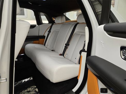 New 2025 Rolls-Royce Ghost Black Badge image 20