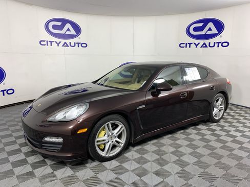 Used 2011 Porsche Panamera 4 AWD/4WD image 5