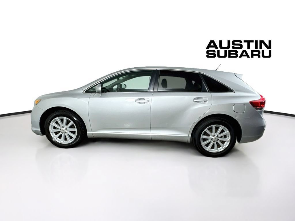Used 2010 Toyota Venza FWD image 4