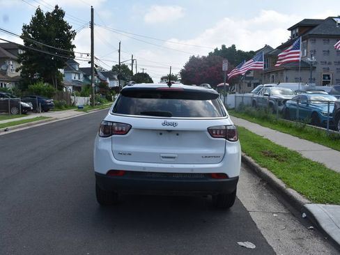 Used 2025 Jeep Compass Limited AWD/4WD image 6