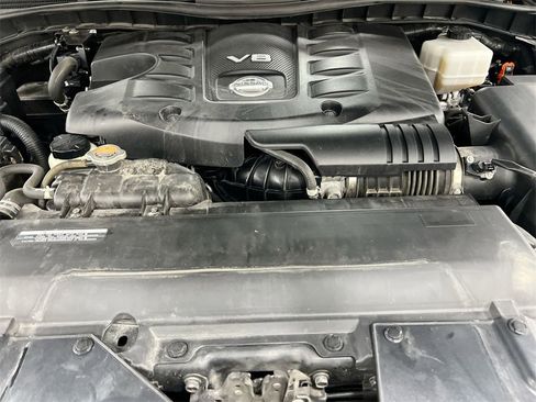 Used 2023 Nissan Armada SL w/ Captain's Chairs Package image 25