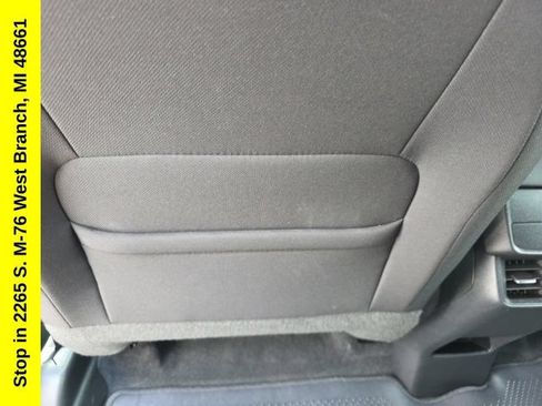 Used 2026 Chevrolet Equinox LT AWD/4WD image 35