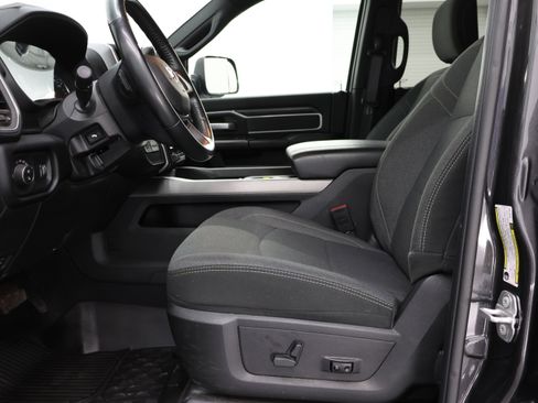 Used 2021 RAM 2500 Big Horn w/ Level B Equipment Group image 8