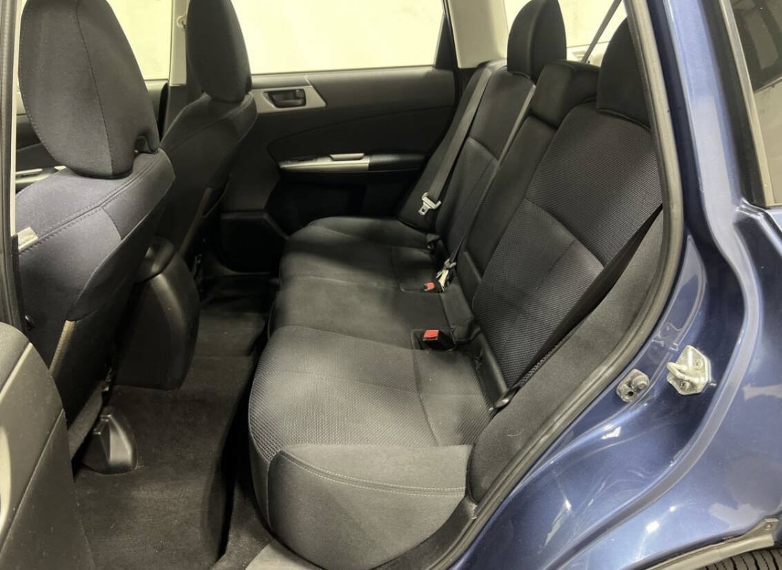 Used 2012 Subaru Forester 2.5X AWD/4WD image 7