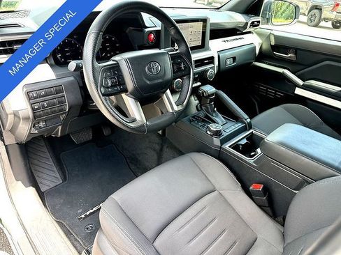 Used 2024 Toyota Tacoma TRD Off-Road AWD/4WD image 12