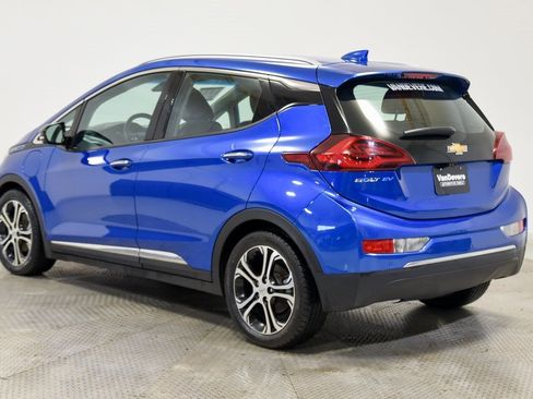 Used 2019 Chevrolet Bolt Premier w/ Infotainment Package image 9