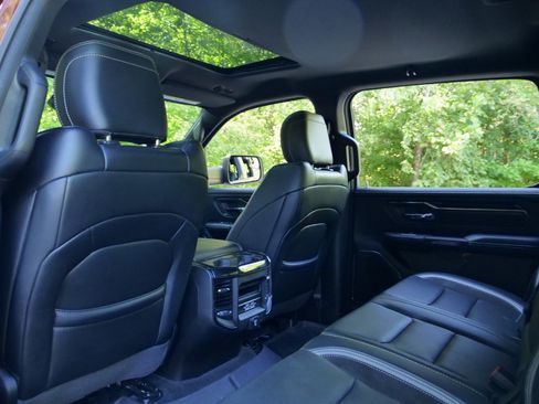 Used 2022 RAM 1500 Laramie w/ G/T Package AWD/4WD image 30