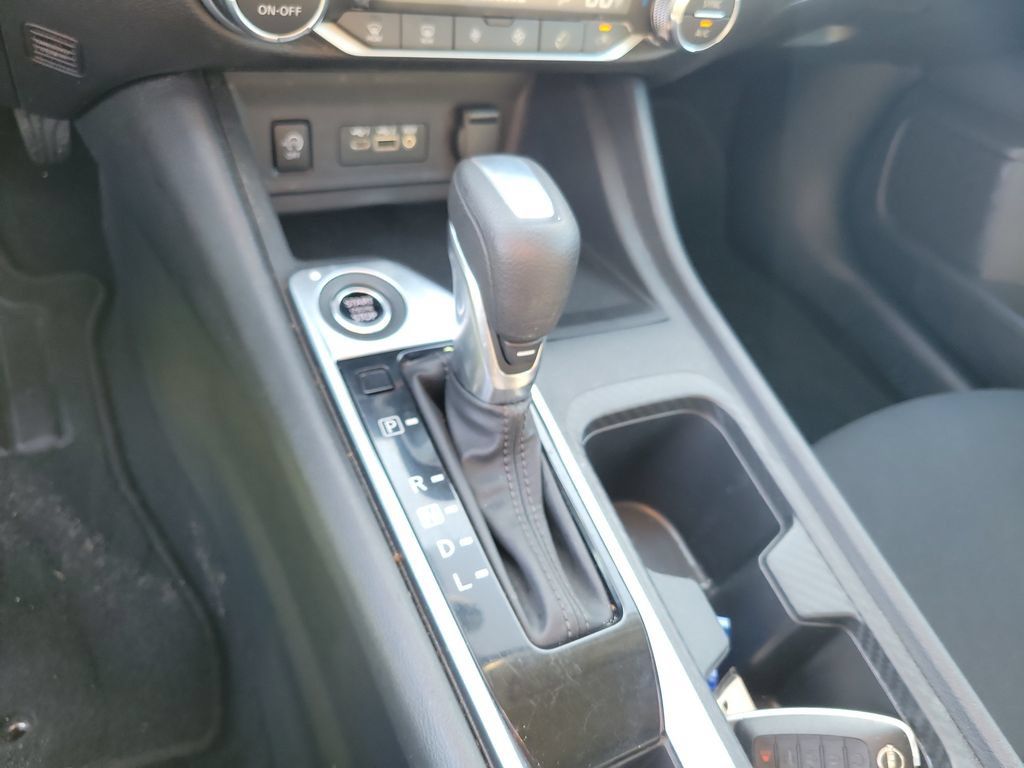 Used 2024 Nissan Sentra SV w/ All-Weather Package FWD image 34
