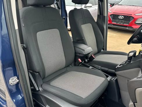 Used 2020 Ford Transit Connect XL image 41